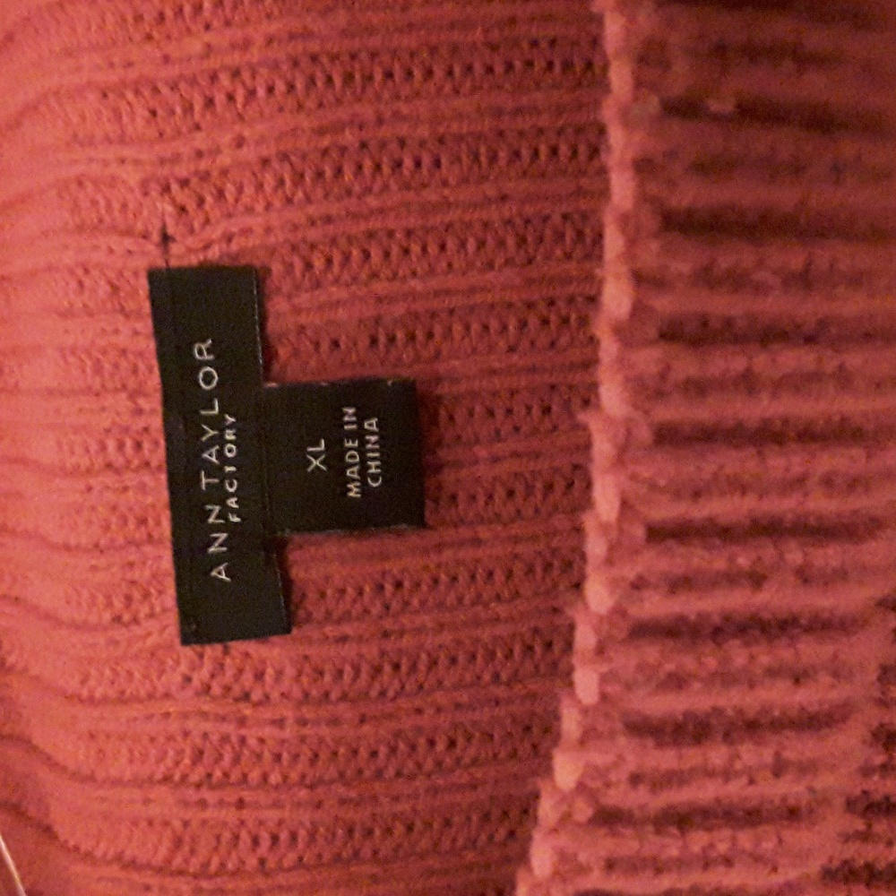 Sweater - Picture 3 of 7